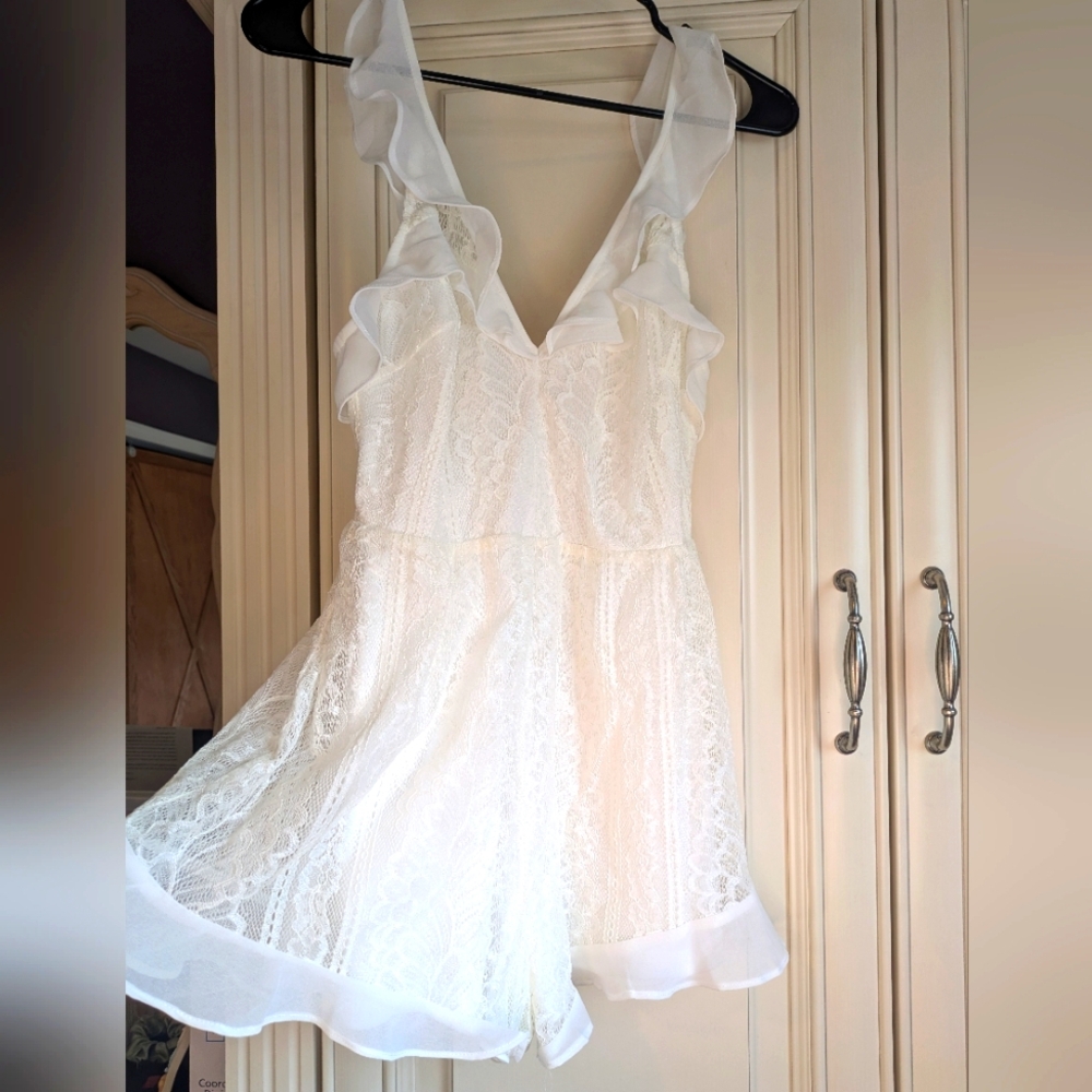 White lacey romper from Lush. Size Small.